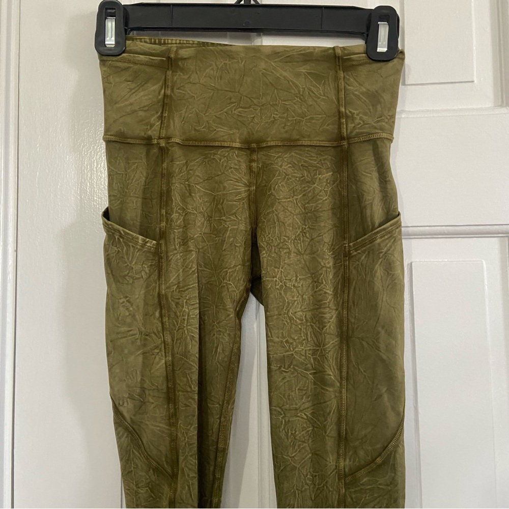 lululemon athletica Olive Green High-Rise Leggings - Picture 6 of 11
